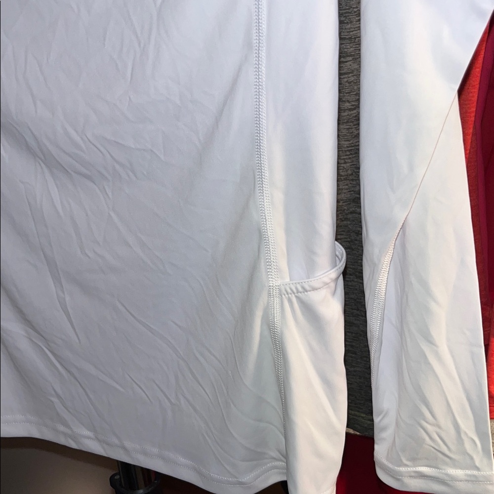 IUGA White UVF 50+ Protection Long Sleeve Shirt, Size XS - Picture 4 of 5